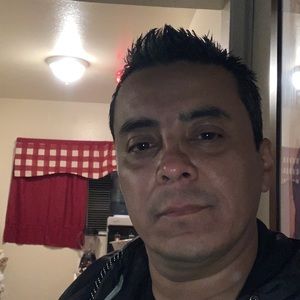 Meet your Posher, Ernesto